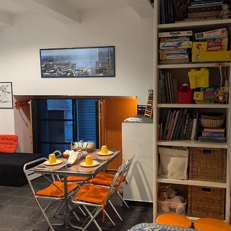 Bed & Breakfast Dell'acquario Genoa